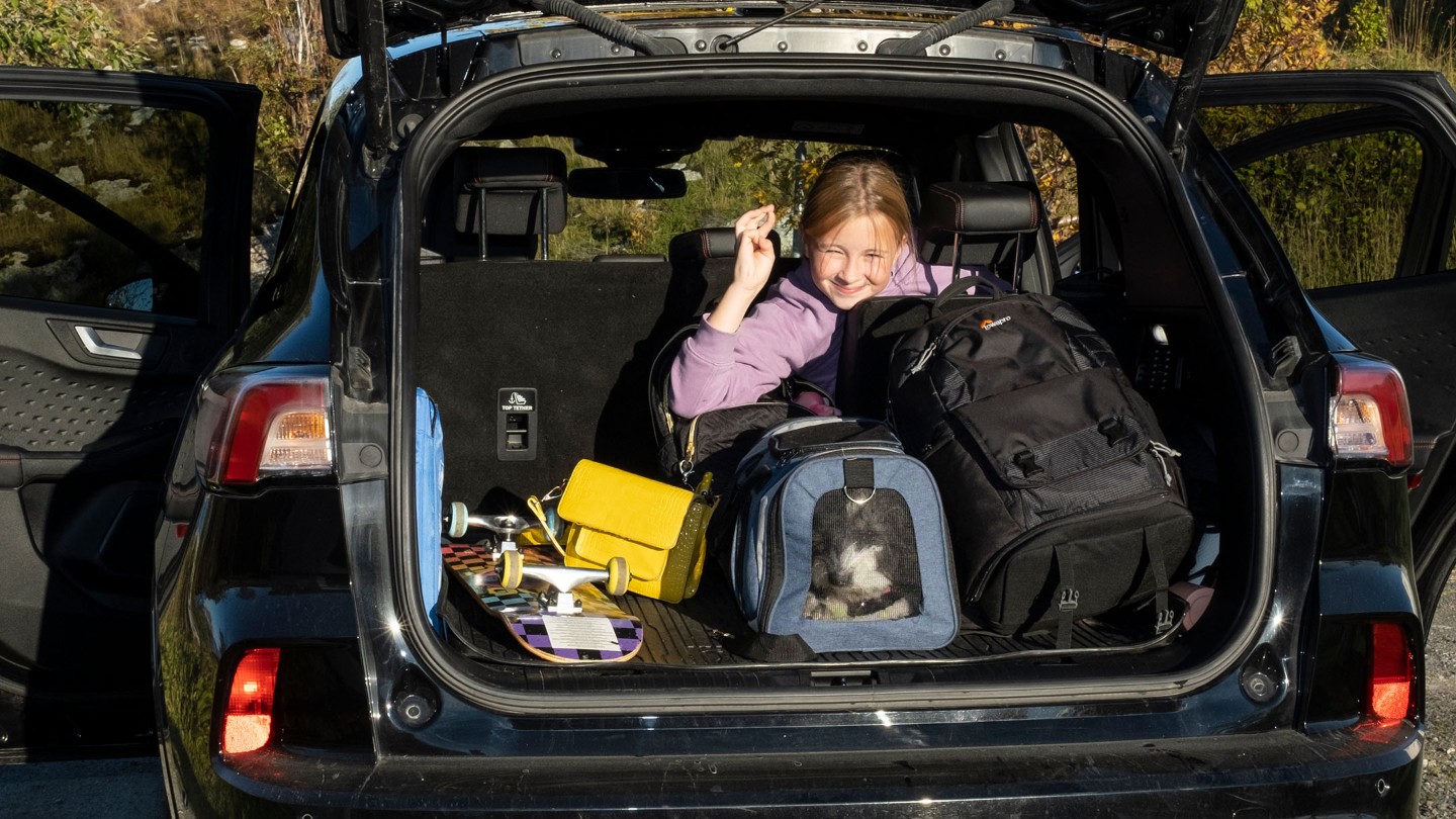 Child in the back of the car