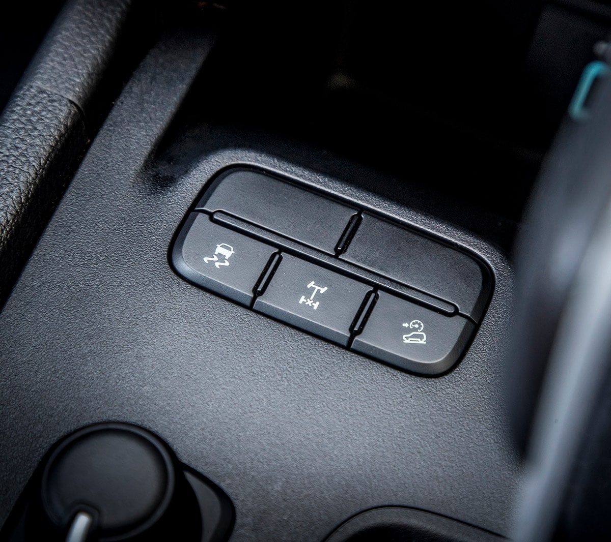 Ford Ranger Raptor esp button