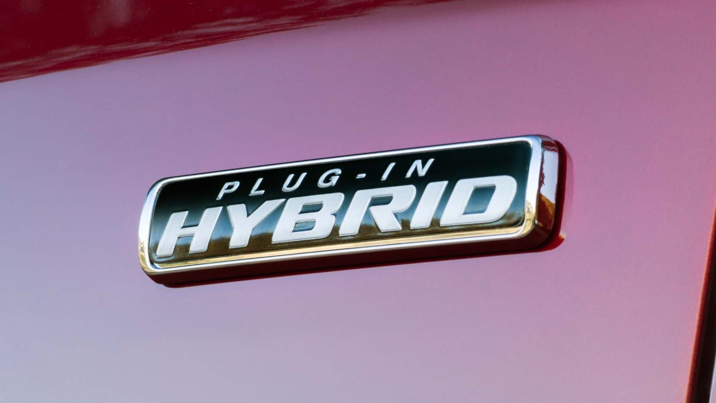 Ladbar hybrid emblem.