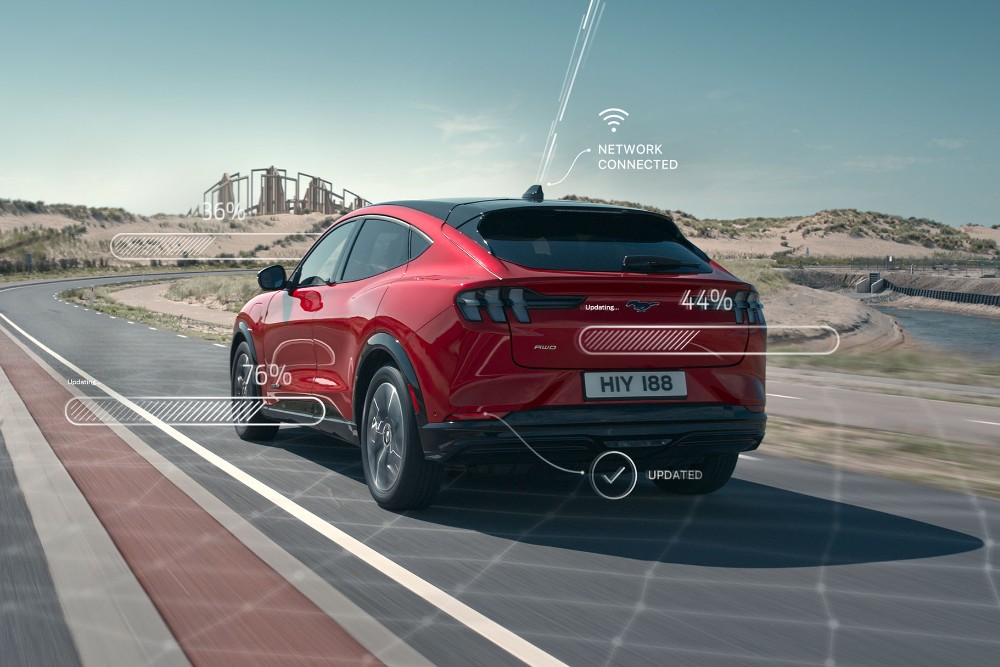 Ford Mach-e på veien