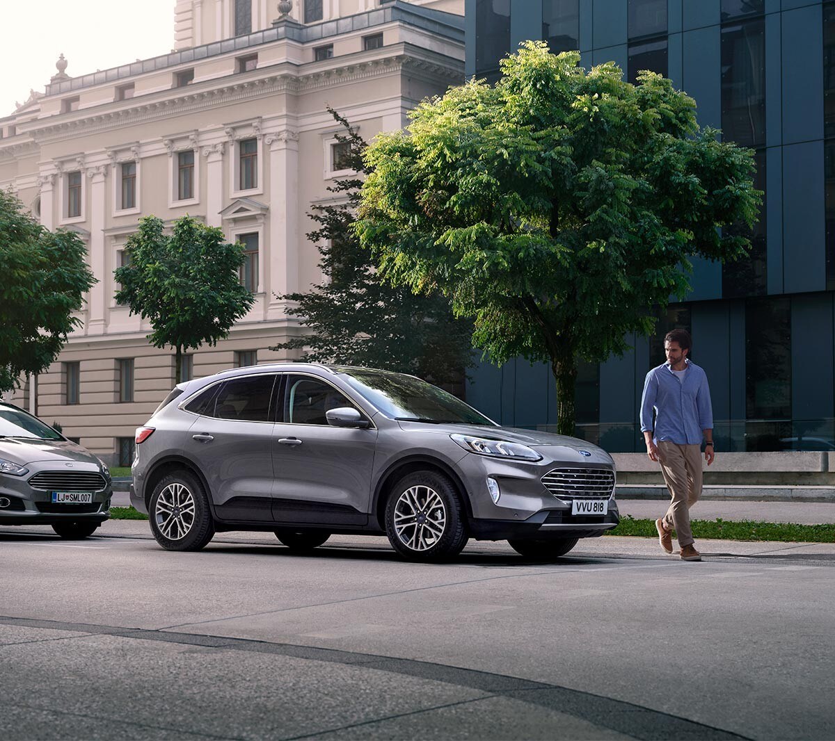 Sølv Ford Kuga Titanium 