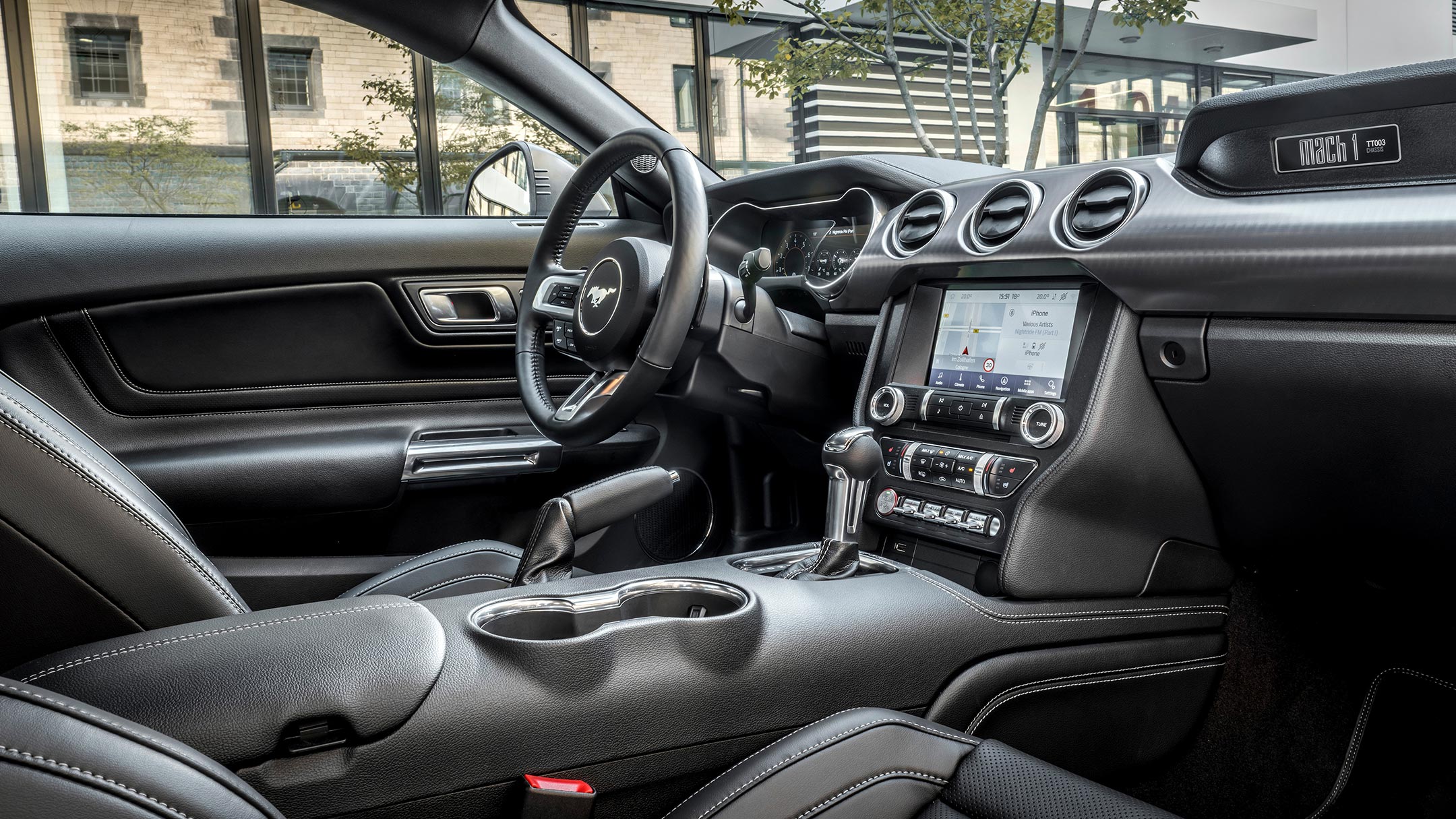 Ford Mustang Mach 1 interior seats