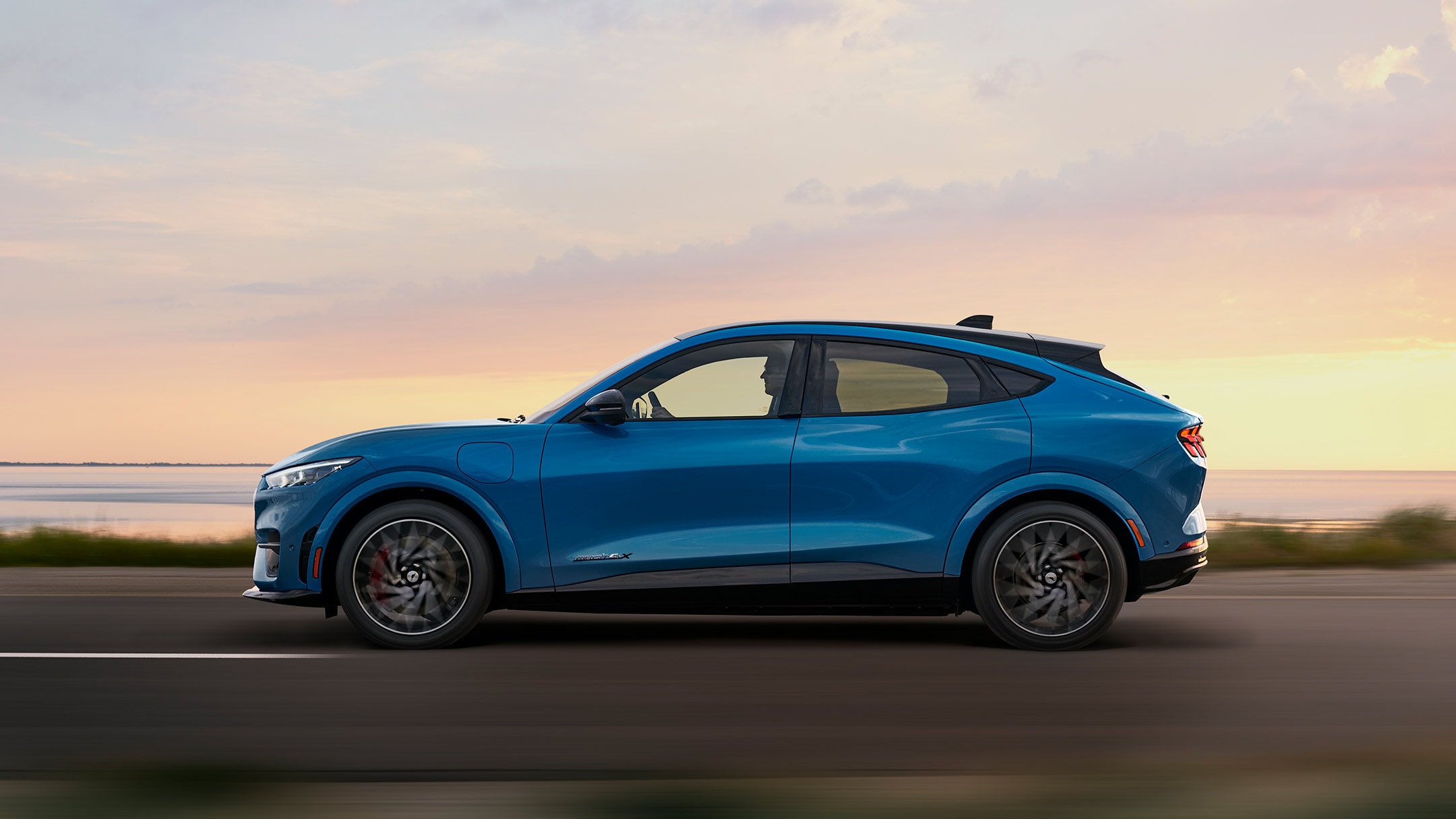 Ford Mustang Mach E Gt Et Raskinn Av En Elbil Ford Norge Ford Mustang Mach E Gt Et Raskinn Av En Elbil Ford Norge