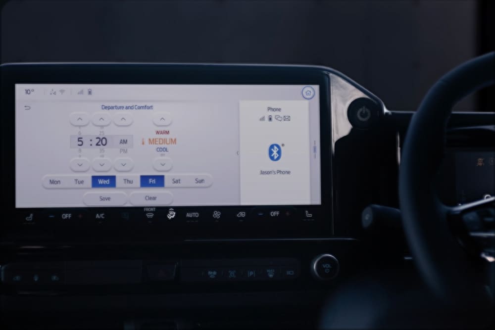 Infotainmentskjerm i Ford E-Transit Custom.